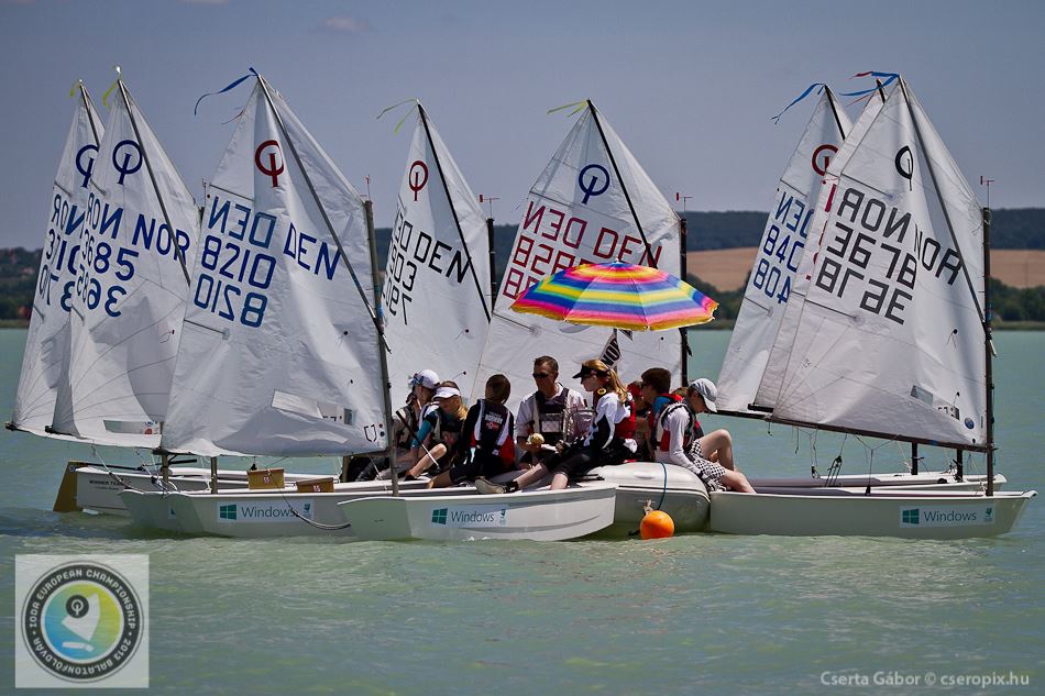 10370_468078209949092_1447965433_n